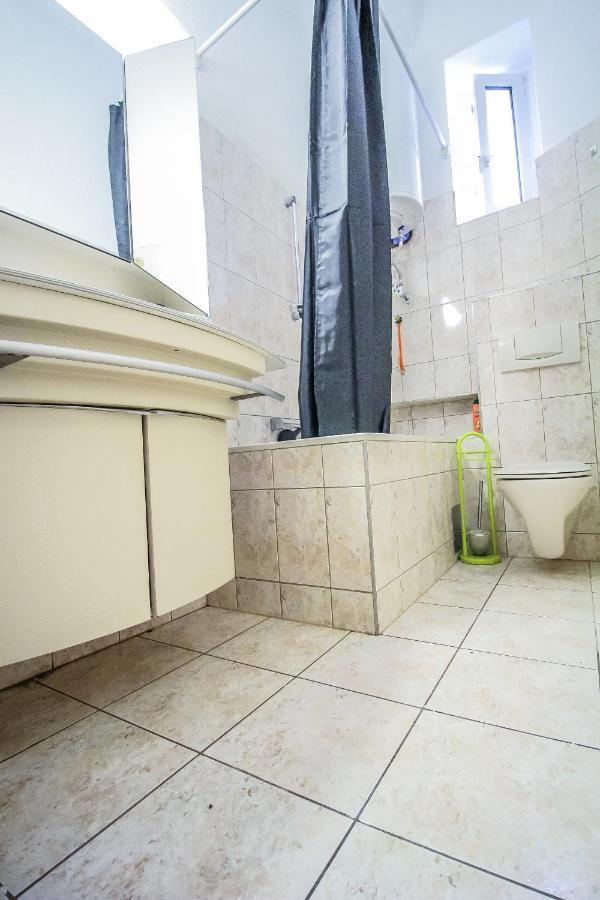 Superior Double Lv Apartment Wien